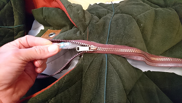 reissverschluss-einnaehen-tutorial-stoffe-werning-6